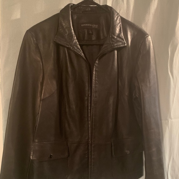 Women’s black leather jacket - Picture 10 of 13